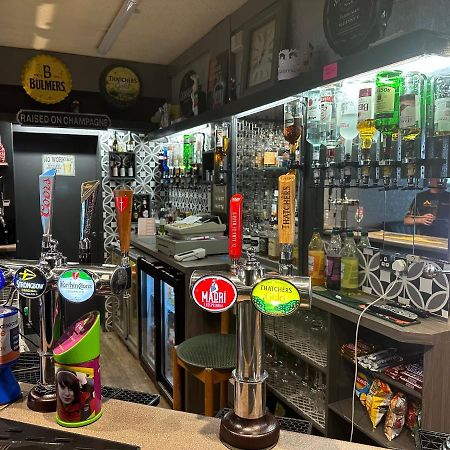 Troed-y-rhiw The Angel Inn מראה חיצוני תמונה